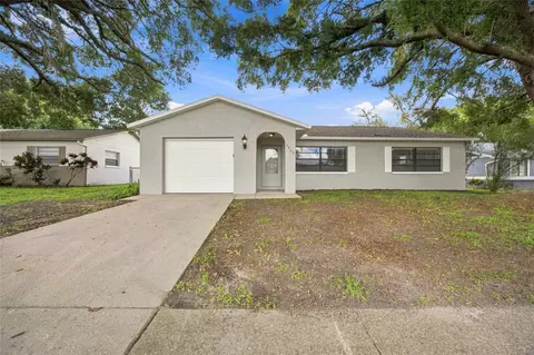 7902 Royal Stewart Dr, New Port Richey, FL 34653