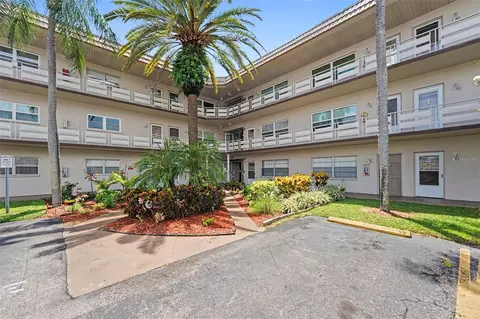 5530 80th St N #C101, Saint Petersburg, FL 33709