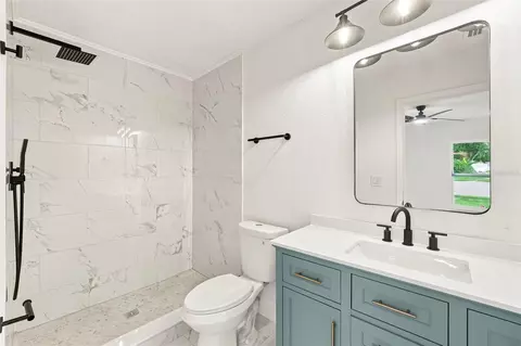 Bath - 607 Willow Ct, Brandon, FL 33510 photo 1 of 2