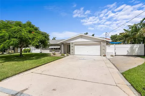 4051 14th St NE, Saint Petersburg, FL 33703