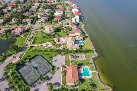 View/Area - 6424 Rubia Cir, Apollo Beach, FL 33572 photo 6 of 9