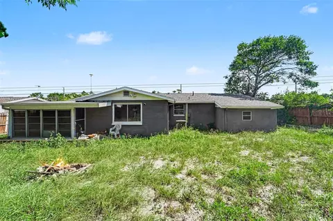 Exterior - 9342 Northcliffe Blvd, Spring Hill, FL 34606 photo 5 of 7