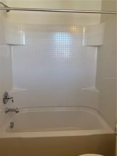 Bath - 9141 Hillcroft Dr, Riverview, FL 33578 photo 3 of 3