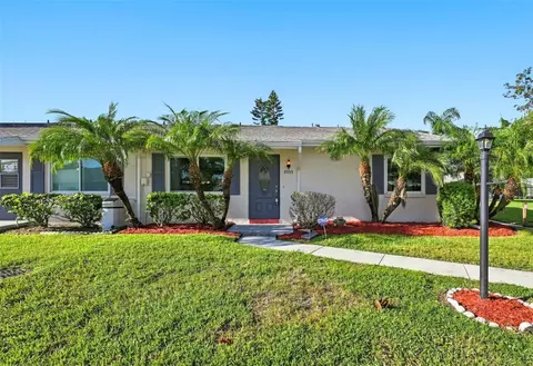 2333 Glenmore Cir, Sun City Center, FL 33573