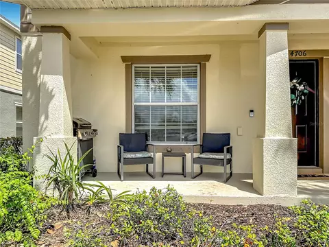 Exterior - 4706 Chatterton Way, Riverview, FL 33578 photo 2 of 4