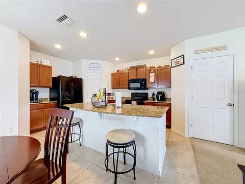 Kitchen - 4706 Chatterton Way, Riverview, FL 33578 photo 1 of 6