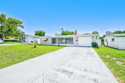 5126 Rosewood Dr, New Port Richey, FL 34653