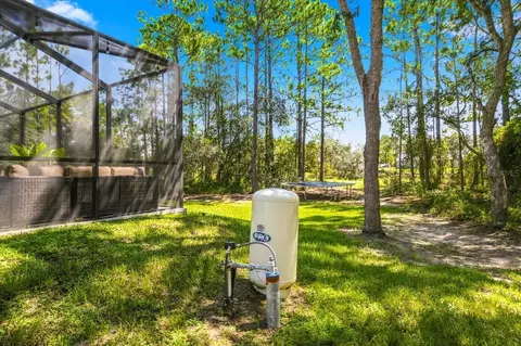 Exterior - 15488 Scolder Loop, Weeki Wachee, FL 34614 photo 15 of 20