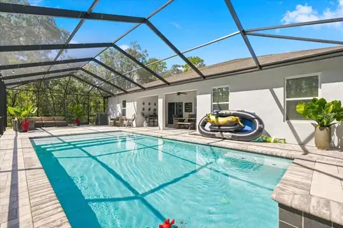 Exterior - 15488 Scolder Loop, Weeki Wachee, FL 34614 photo 10 of 20