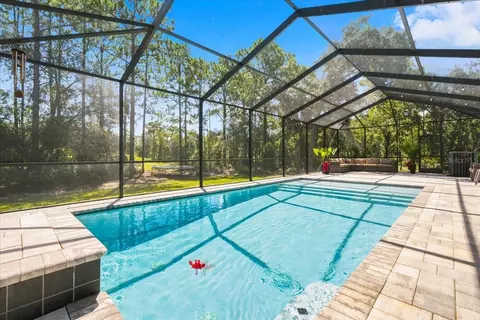 Exterior - 15488 Scolder Loop, Weeki Wachee, FL 34614 photo 11 of 20