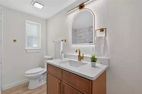 Bath - 4609 60th St E, Bradenton, FL 34203 photo 4 of 5