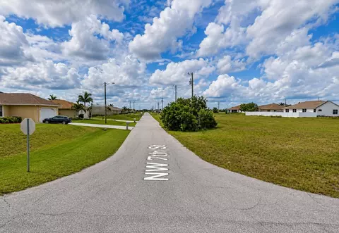 2524 NW 7th St, Cape Coral, FL 33993