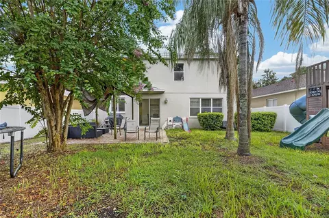 Exterior - 11132 Running Pine Dr, Riverview, FL 33569 photo 6 of 10