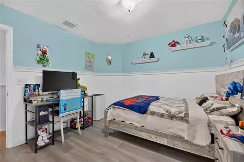 Bedroom - 11132 Running Pine Dr, Riverview, FL 33569 photo 4 of 7