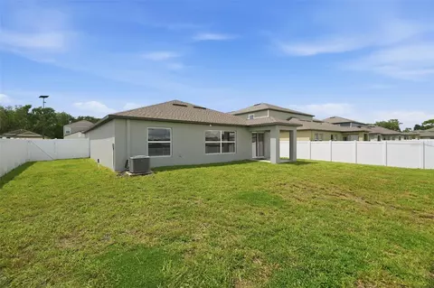 Exterior - 12638 Maple Bonsai Dr, Riverview, FL 33579 photo 4 of 7