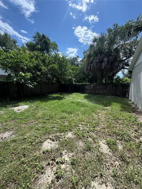 Exterior - 1013 Eskimo Ave, Tampa, FL 33604 photo 2 of 2