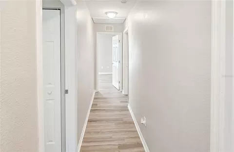Entry Way - 1013 Eskimo Ave, Tampa, FL 33604 photo 2 of 2