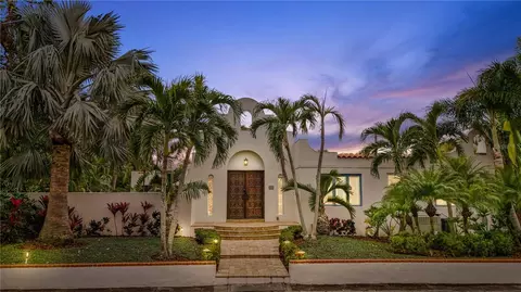 220 14th Ave N, Saint Petersburg, FL 33701