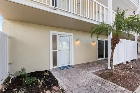 433 S Paula Dr #1, Dunedin, FL 34698