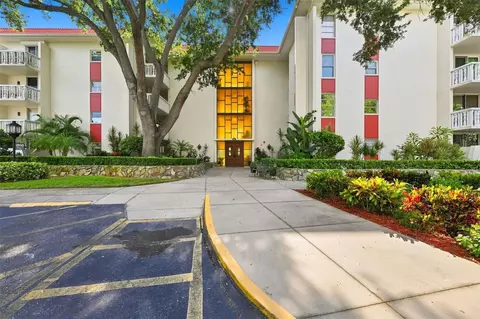 2650 Pearce Dr #309, Clearwater, FL 33764