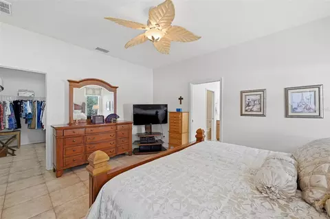 Bedroom - 229 Silver Falls Dr, Apollo Beach, FL 33572 photo 3 of 9