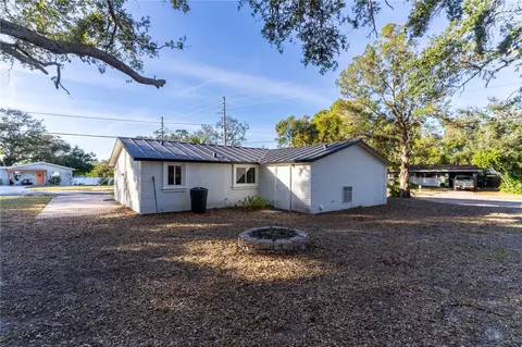 Exterior - 1395 Davis Rd, Dunedin, FL 34698 photo 6 of 7