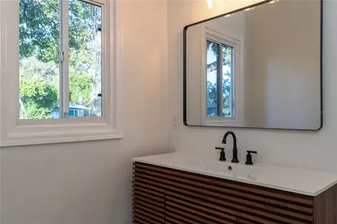 Bath - 1395 Davis Rd, Dunedin, FL 34698 photo 5 of 6