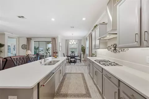 Kitchen - 5321 Kelper Hook Ct, Wimauma, FL 33598 photo 4 of 7