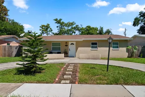 11199 Temple Ave, Seminole, FL 33772