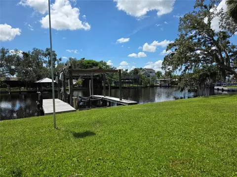 Exterior - 9303 Alice Ln, Riverview, FL 33578 photo 6 of 7