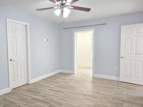 Bedroom - 9303 Alice Ln, Riverview, FL 33578 photo 5 of 6