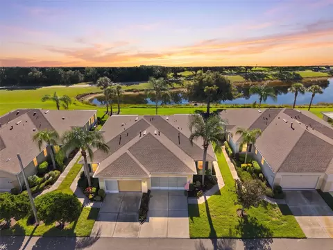 1231 Fairway Greens Dr #45, Sun City Center, FL 33573