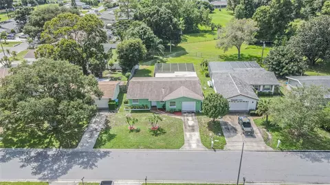 6924 300th Ave N, Clearwater, FL 33761