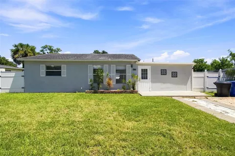7101 15th St N, Saint Petersburg, FL 33702