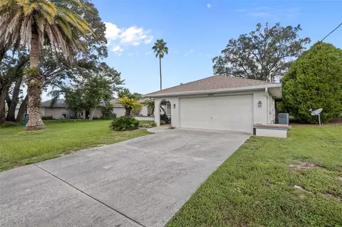 Exterior - 11401 Callaghan Ave, Spring Hill, FL 34608 photo 10 of 11
