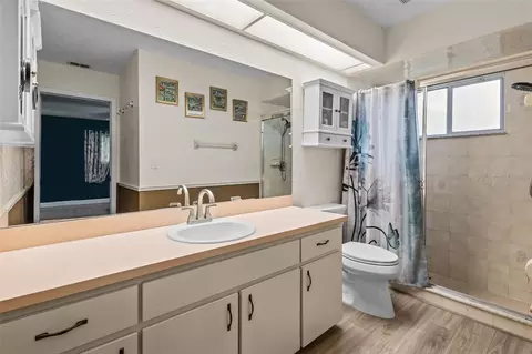 Bath - 11401 Callaghan Ave, Spring Hill, FL 34608 photo 1 of 2