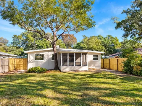 Exterior - 446 New York Ave, Dunedin, FL 34698 photo 5 of 5