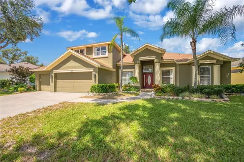 2304 Delamere Ct, Valrico, FL 33596
