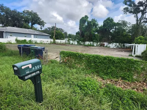 4324 E Grove View Ave, Tampa, FL 33617