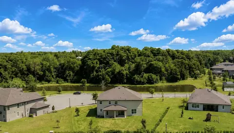 View/Area - 9307 Parisian Ct, Seffner, FL 33584 photo 1 of 3