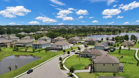 View/Area - 9307 Parisian Ct, Seffner, FL 33584 photo 3 of 3