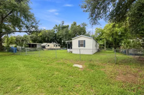 Exterior - 8823 E Millpoint Rd, Riverview, FL 33578 photo 6 of 8