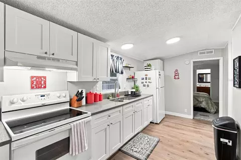 Kitchen - 8823 E Millpoint Rd, Riverview, FL 33578 photo 1 of 2