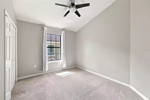Bedroom - 5519 Kinglethill Dr, Lithia, FL 33547 photo 5 of 6