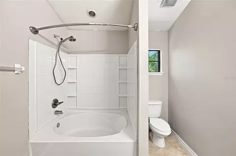 Bath - 5519 Kinglethill Dr, Lithia, FL 33547 photo 5 of 5