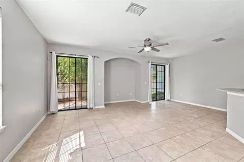 Living - 5519 Kinglethill Dr, Lithia, FL 33547 photo 3 of 4