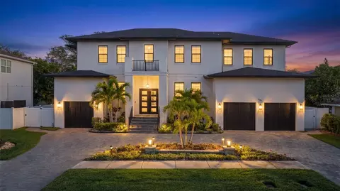 481 W Davis Blvd, Tampa, FL 33606