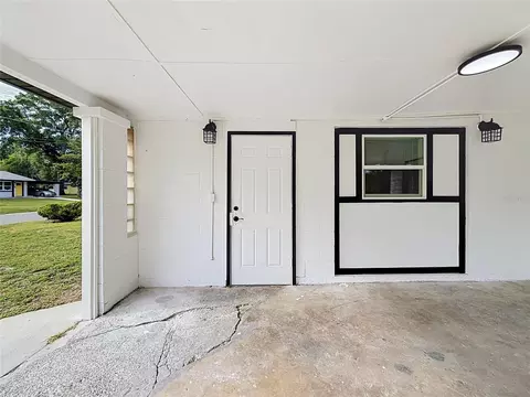 Exterior - 1504 NW 19th Ct, Ocala, FL 34475 photo 2 of 7