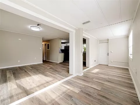 Living - 1504 NW 19th Ct, Ocala, FL 34475 photo 2 of 6