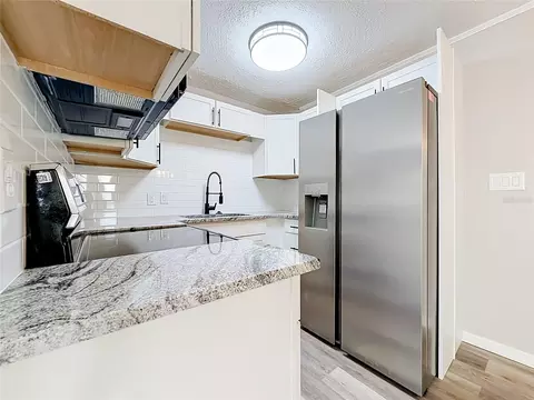 Kitchen - 1504 NW 19th Ct, Ocala, FL 34475 photo 1 of 5
